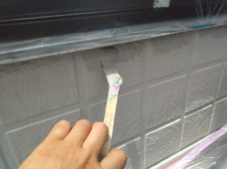 目地色を塗装後、凸部分に色を塗る（ヘッドカット）