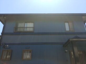 外壁も一変!きれいなブルーに生まれ変わりました!