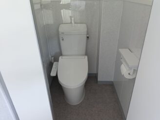 施工後　LIXIL製　アメージュ取付