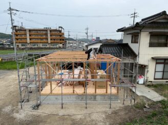 棟上げ