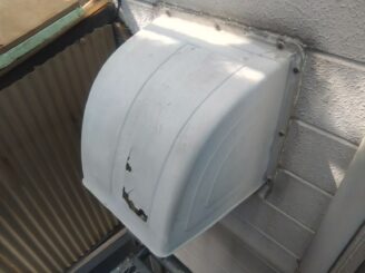 フードの交換