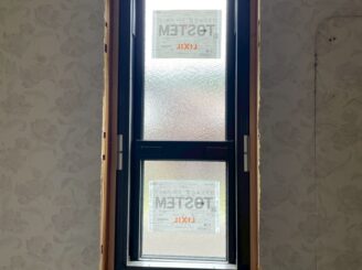 洗面所の窓も今回設置（補助金対応）