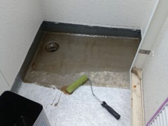 ポリエステル樹脂の塗布