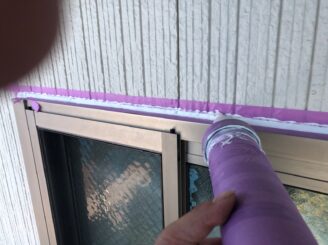 コーキング材の充填